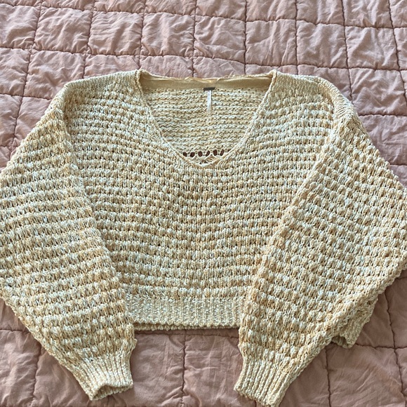 Free People Coconut V-neck Sweater size M - Picture 2 of 8